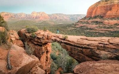 Best Hiking Near Me: 6 Everyday Day-Hike Gear Essentials