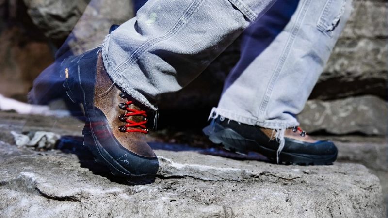 How to Choose the Best Hiking Boots Men's