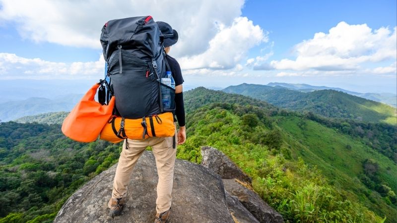 How to Choose the Best Lightweight Hiking Shoe