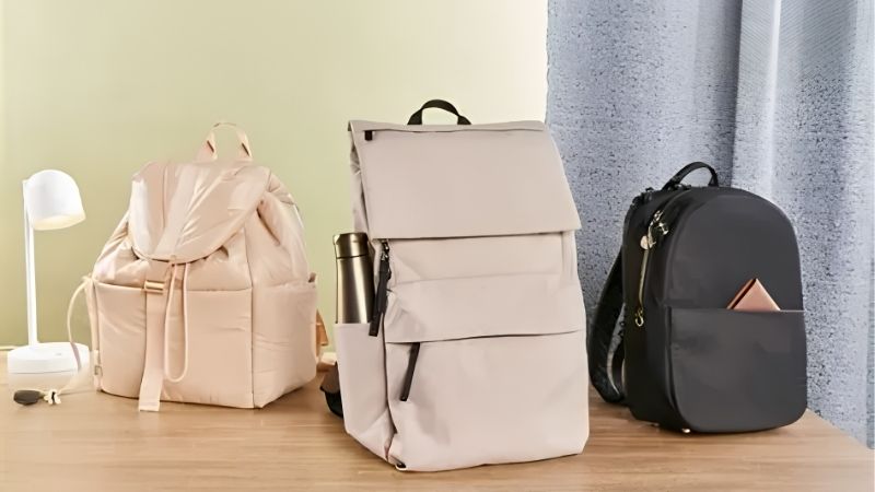 How to Choose the Best Travel Backpack for Females