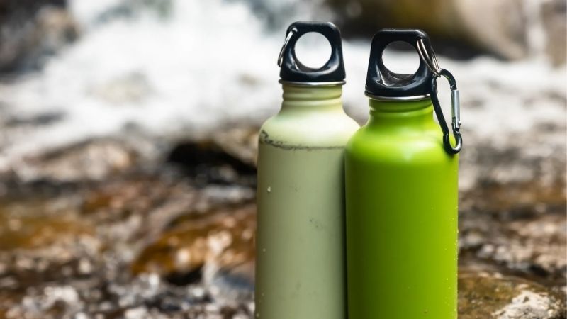 How to Choose the Best Water Bottle for Traveling