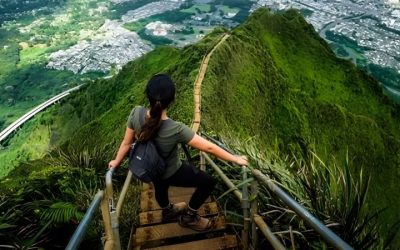 Best Hiking Oahu: Waterfall, Coast, and Ridge Trails Guide
