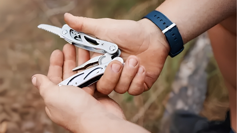 How to Choose a Camping Multi Tool