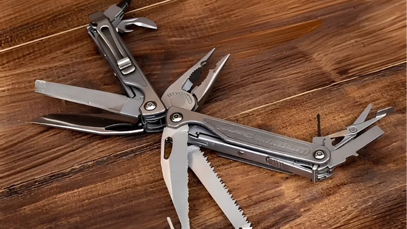 How to Choose a Pocket Multi-Tool