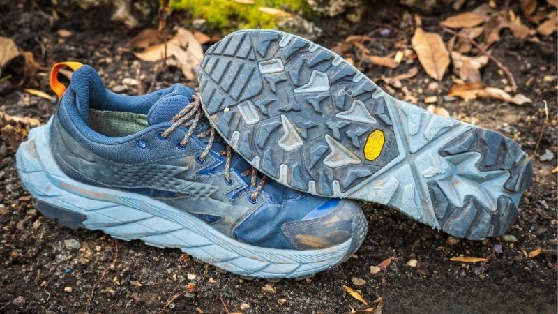 How to Choose Hoka Hiking Shoes