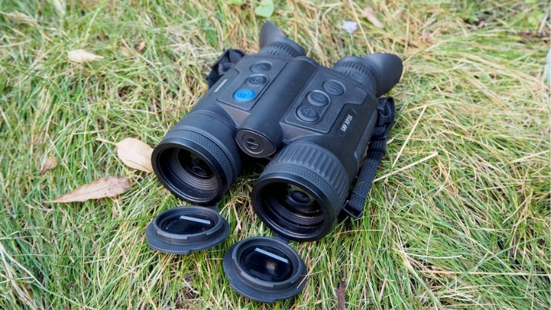 How to Choose the Best Binoculars With Camera Built In
