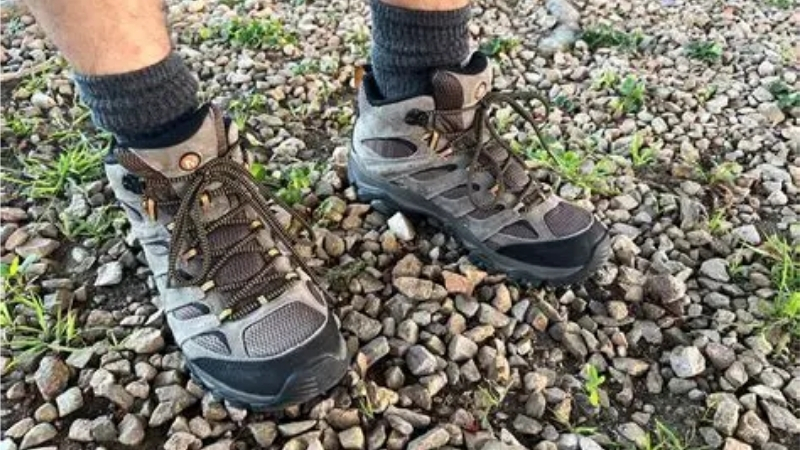 How to Choose the Best Hiking Boots for Plantar Fasciitis