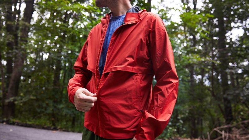 How to Choose the Best Road Bike Rain Jacket
