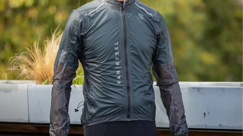 How to Choose the Best Road Cycling Rain Jacket