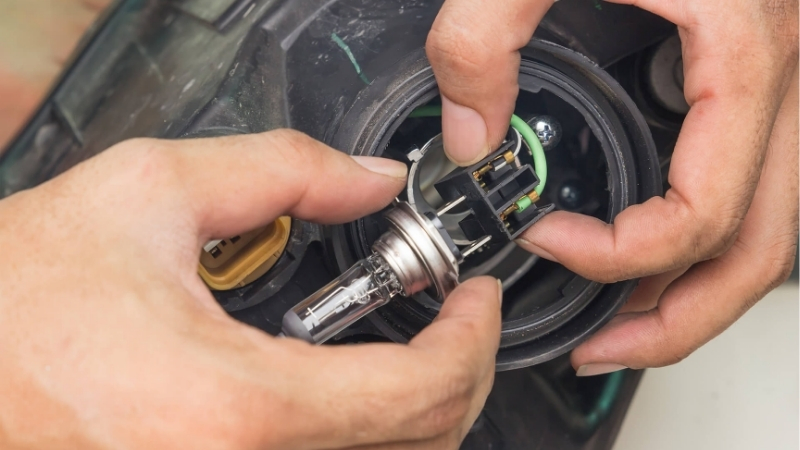 How to Choose: What Are the Best Headlamp Bulbs for You