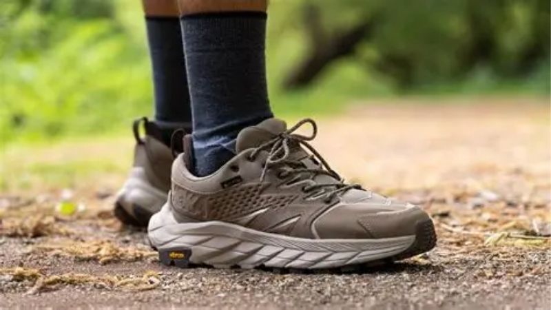 How to Use This Hiking Footwear Guide